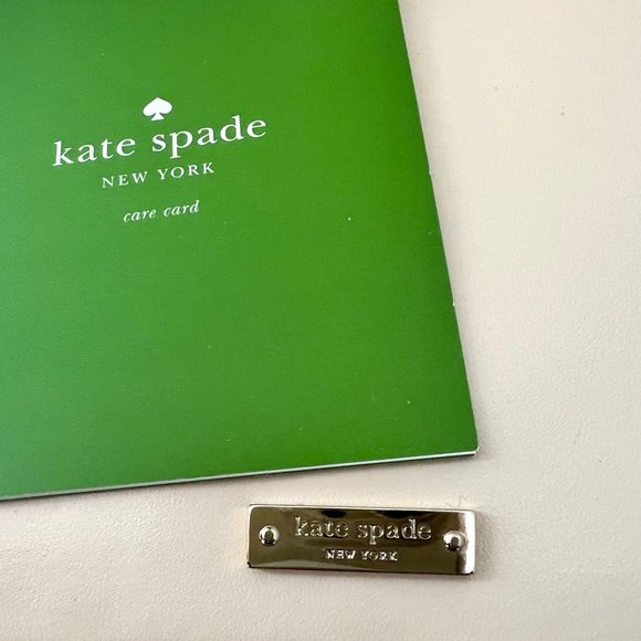 Kate Spade Bella Wristlet - Picture 4 of 4